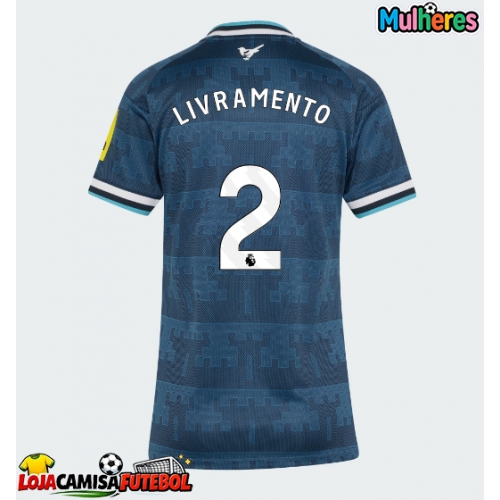 Camisa de Futebol Newcastle United Tino Livramento #2 Equipamento Secundário Mulheres 2026-27 Manga Curta